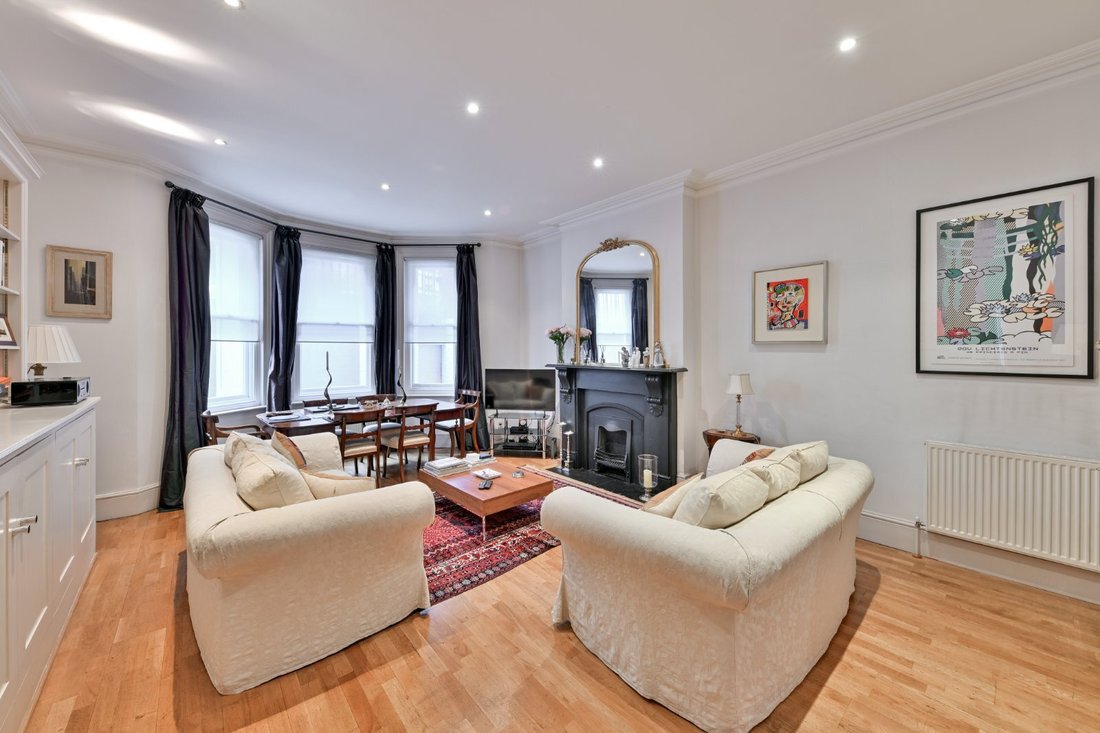Apartment in South Kensington, Kensington And Chelsea, England 2 - 18362347