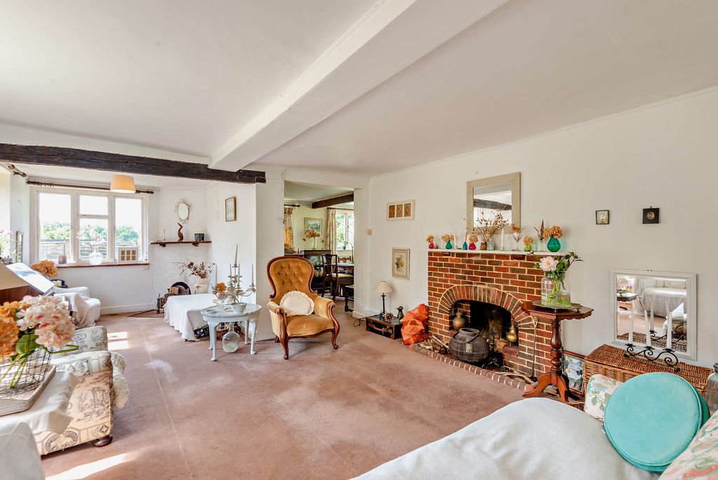 House in Shere, England 2 - 18361943