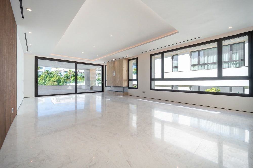 Apartment in Marbella, Andalusia, Spain 1 - 18363782