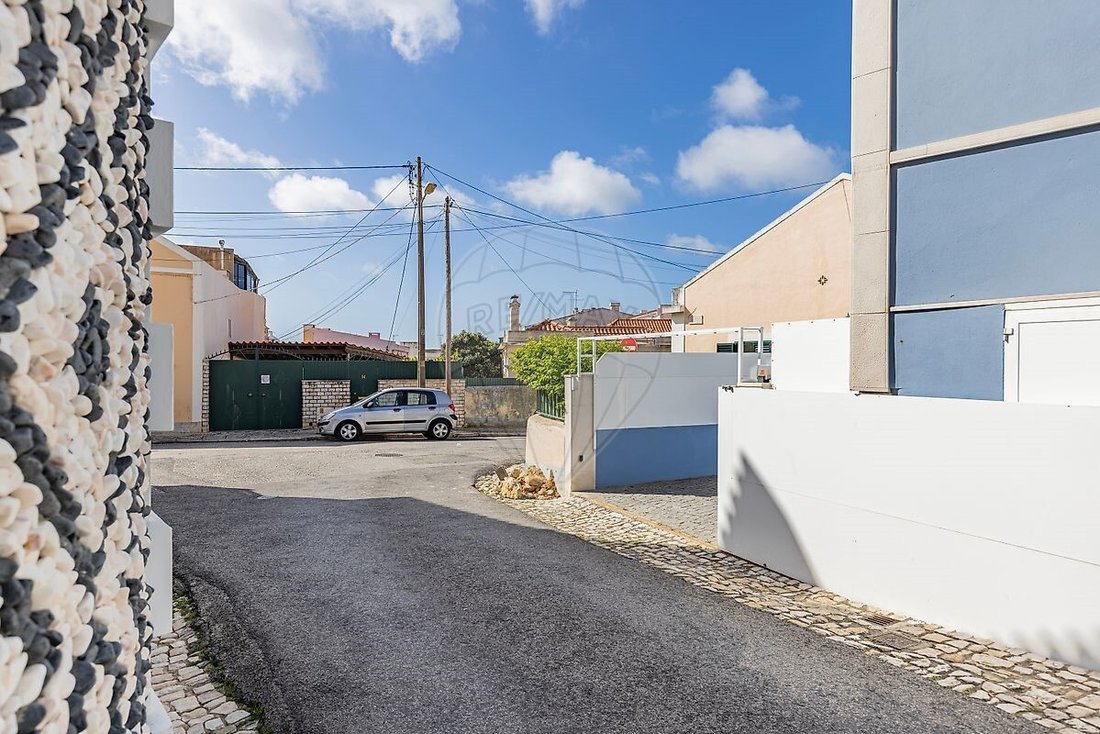 House in Parede, Lisbon, Portugal 2 - 18367301