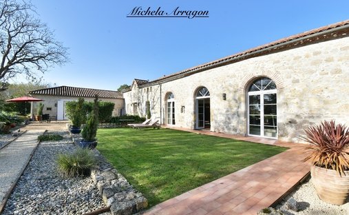 House in Lacépède, Nouvelle-Aquitaine, France 1