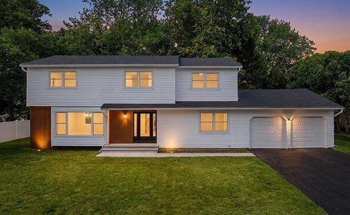 House in Marlboro Township, New Jersey, United States 1