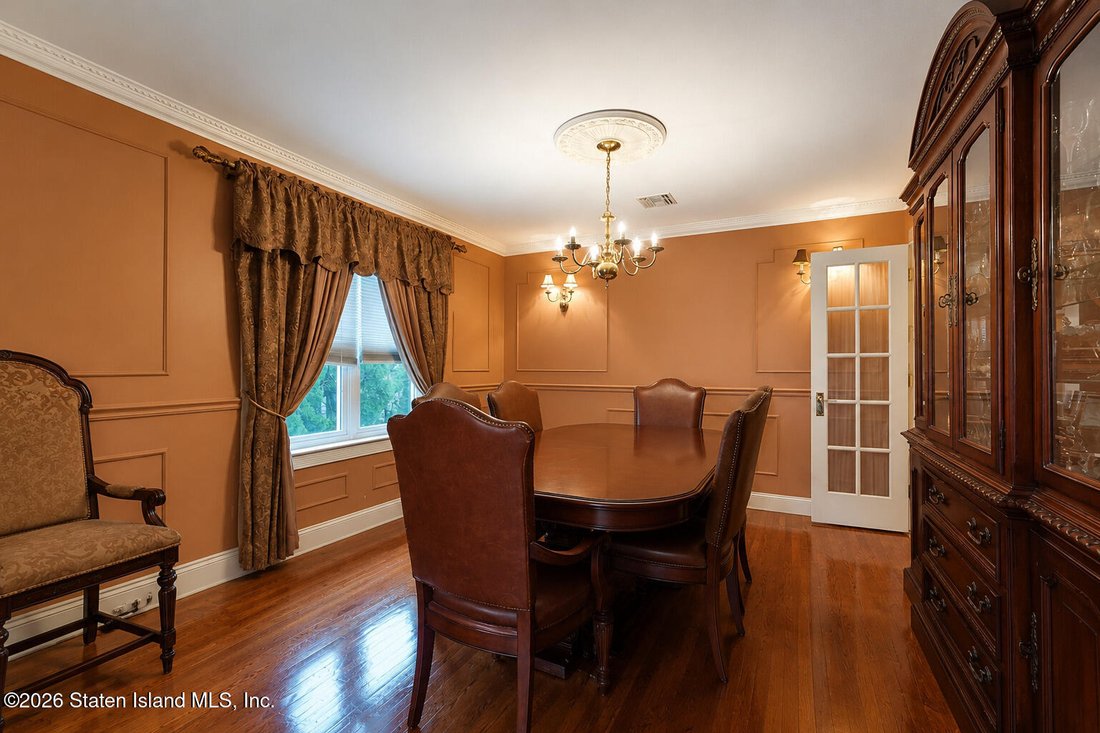 House in New York, New York, United States 4 - 18365213