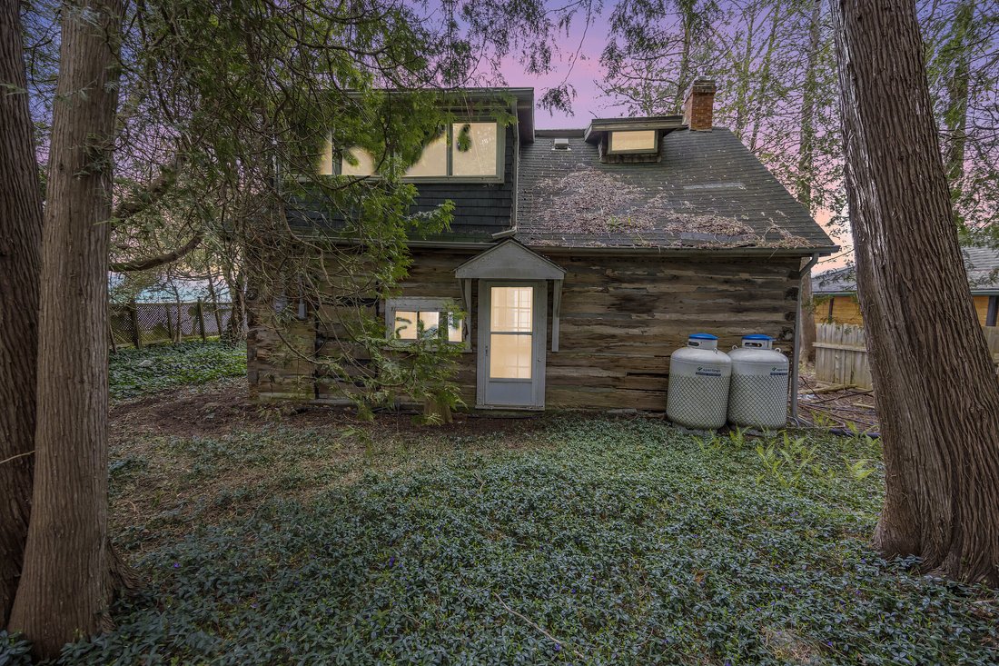 House in Meaford, Ontario, Canada 2 - 18363735