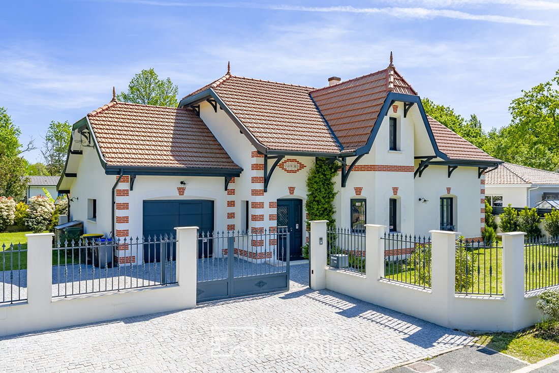 Villa in France 1 - 18367946