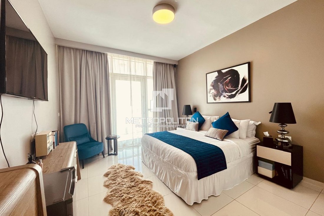 Apartment in Damac Hills, Dubai, United Arab Emirates 4 - 18362946