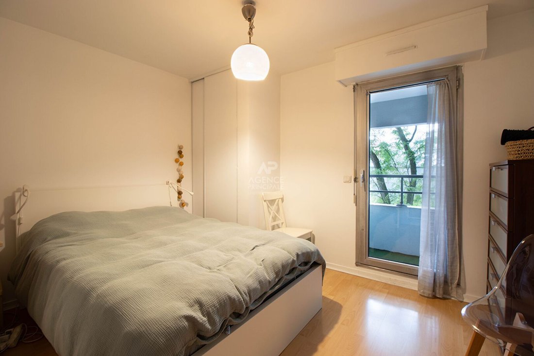 Apartment in Clignancourt-Jules Joffrin, Paris 18e Arrondissement, Paris 4 - 18366085