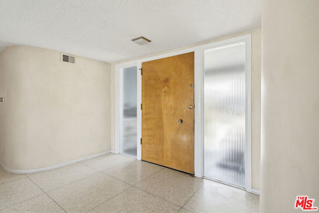 House in Los Angeles, California, United States 5 - 18364939
