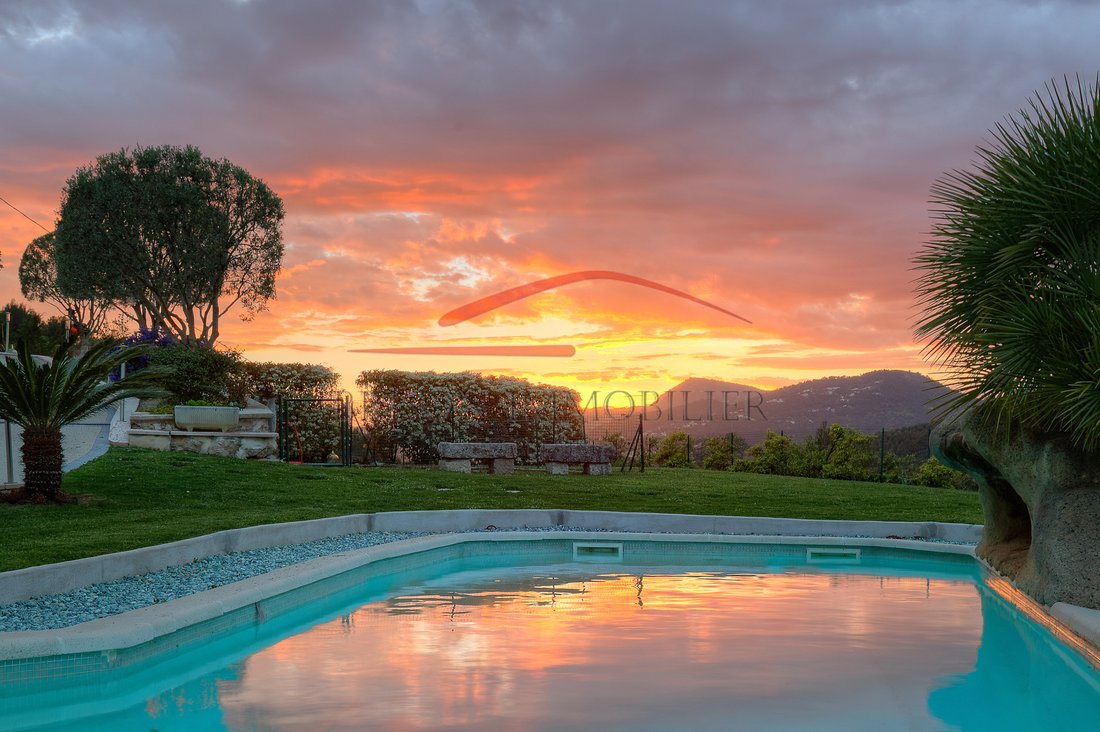 Estate in La Turbie, Provence-Alpes-Côte d'Azur, France 1 - 17759858