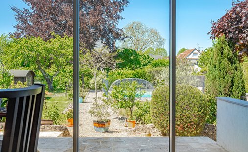Villa in Est, Blois, France 1
