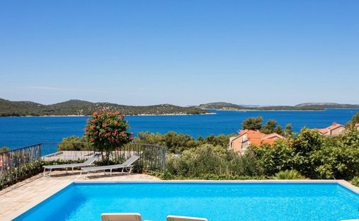 Villa in Sibenik, Sibenik-Knin County, Croatia 1