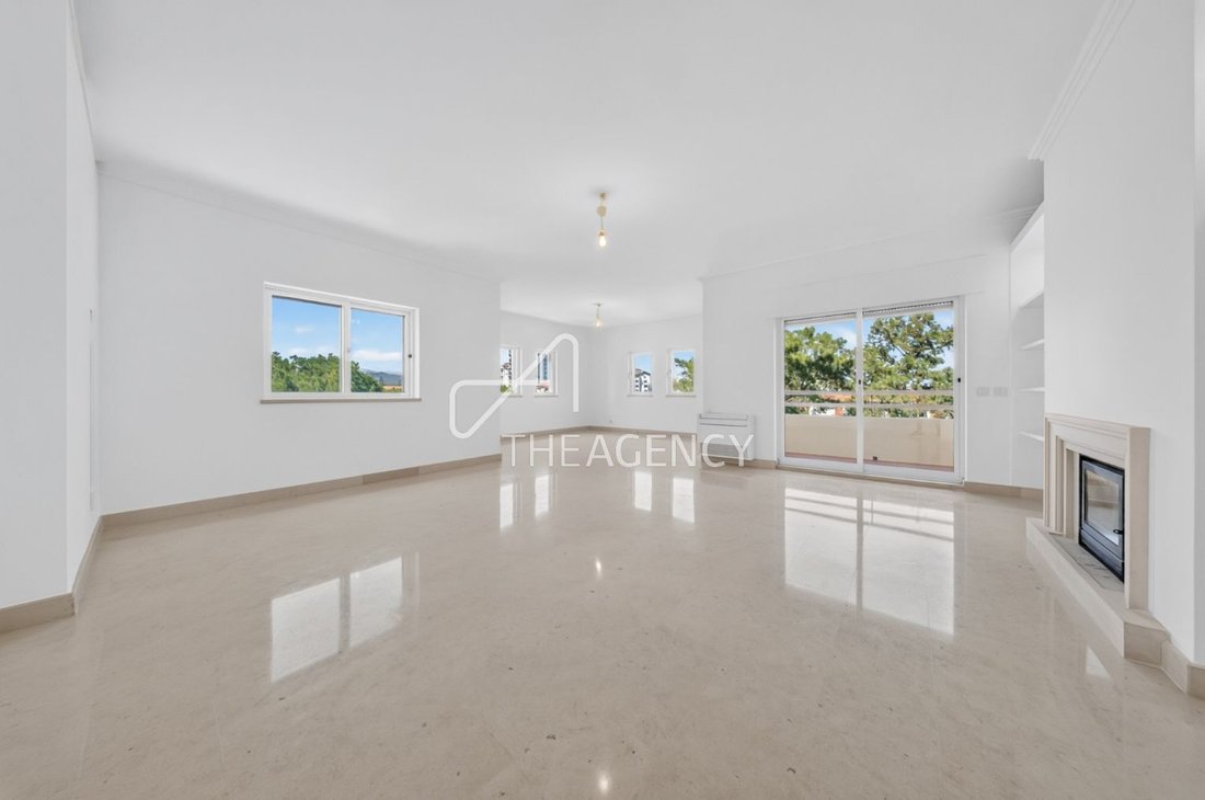 Apartment in Cascais e Estoril, Lisbon, Portugal 1 - 18364453