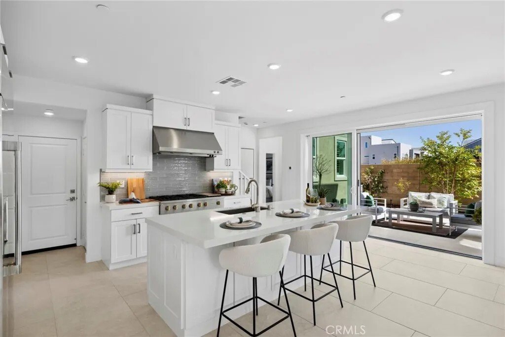 Condo in Irvine, California, United States 4 - 18366219