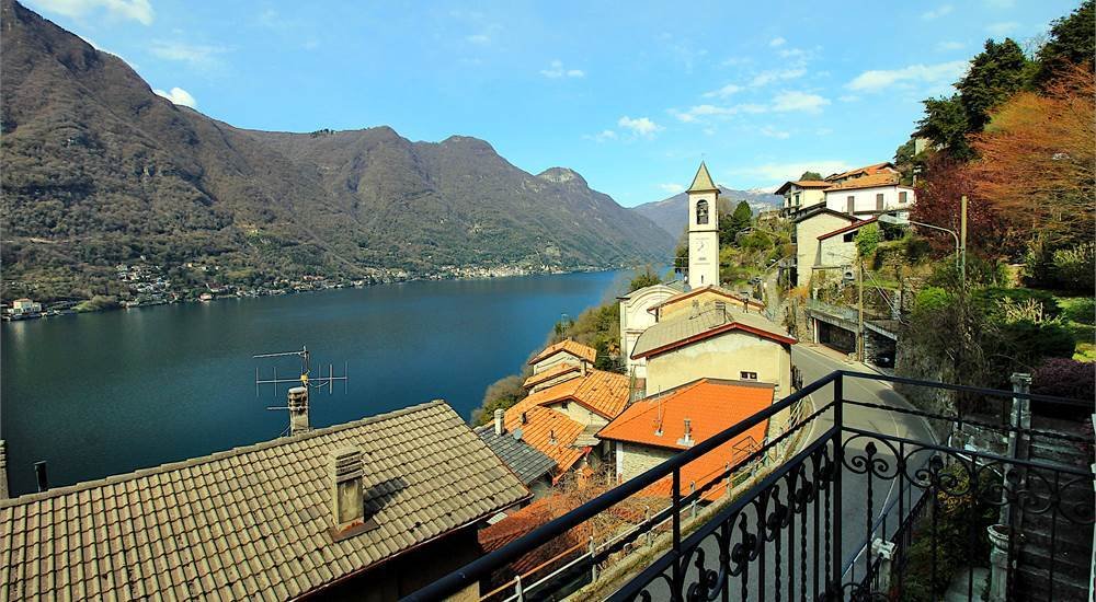 Villa in Nesso, Lombardy, Italy 1 - 18361979