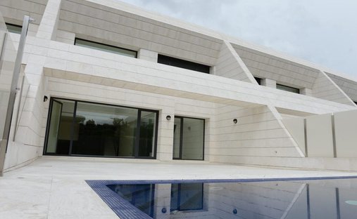 Chalet in Pozuelo de Alarcon, Comunidad de Madrid, Spain 1