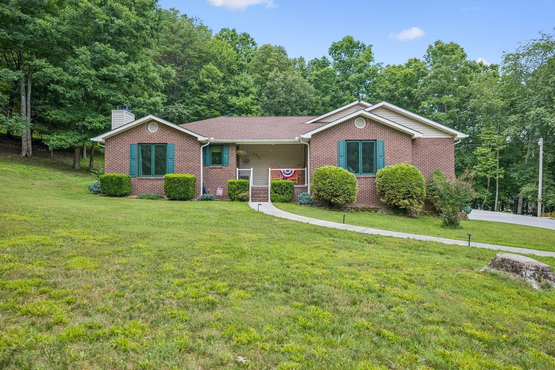 House in Crossville, Tennessee, United States 1 - 18354120
