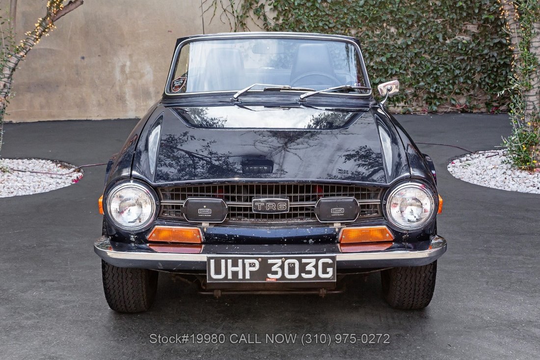 Triumph TR6 in Los Angeles, CA 2 - 18364250