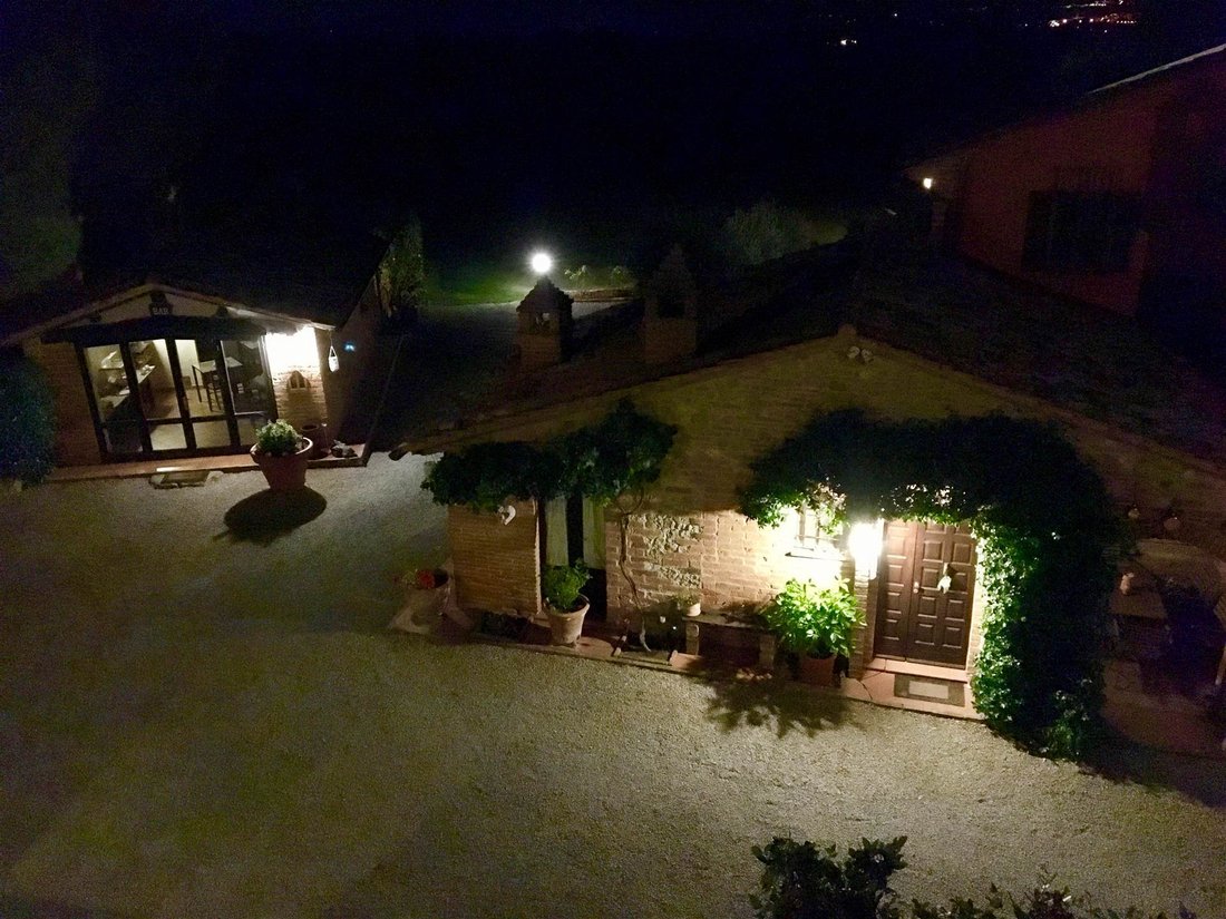 Farm Ranch in Castiglione del Lago, Umbria, Italy 3 - 18366924