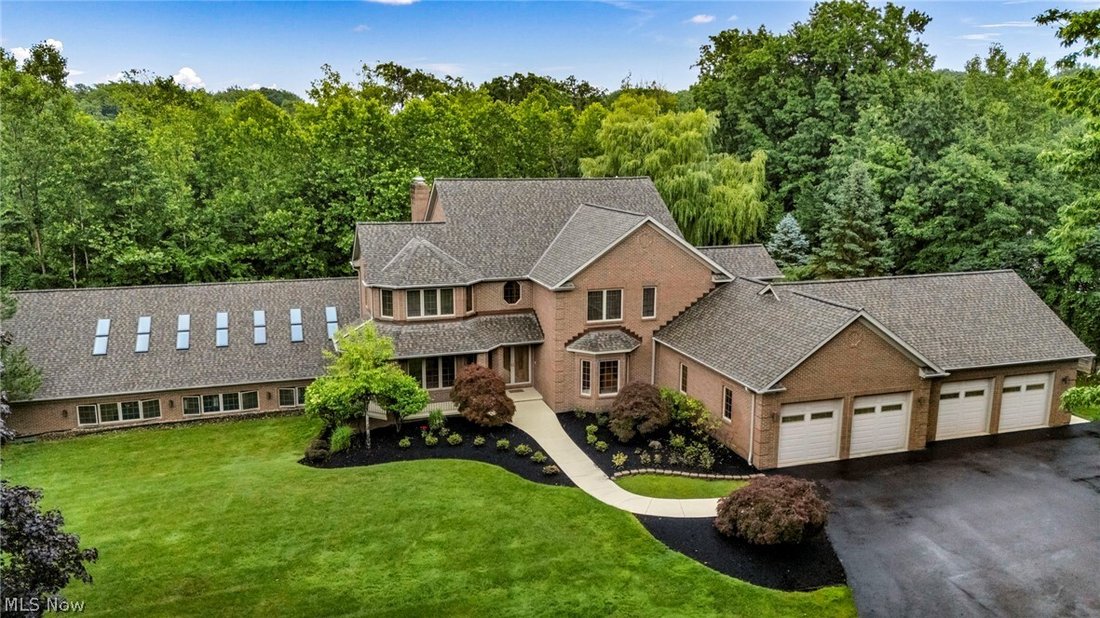House in Painesville, Ohio, United States 2 - 18366348
