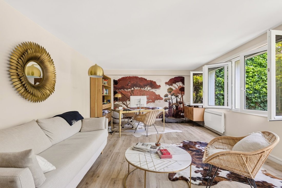 Estate in Jardin Parisien, Clamart, France 5 - 18363132