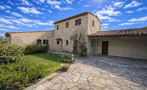 Villa in Centre du Village, La Colle-sur-Loup, France 1