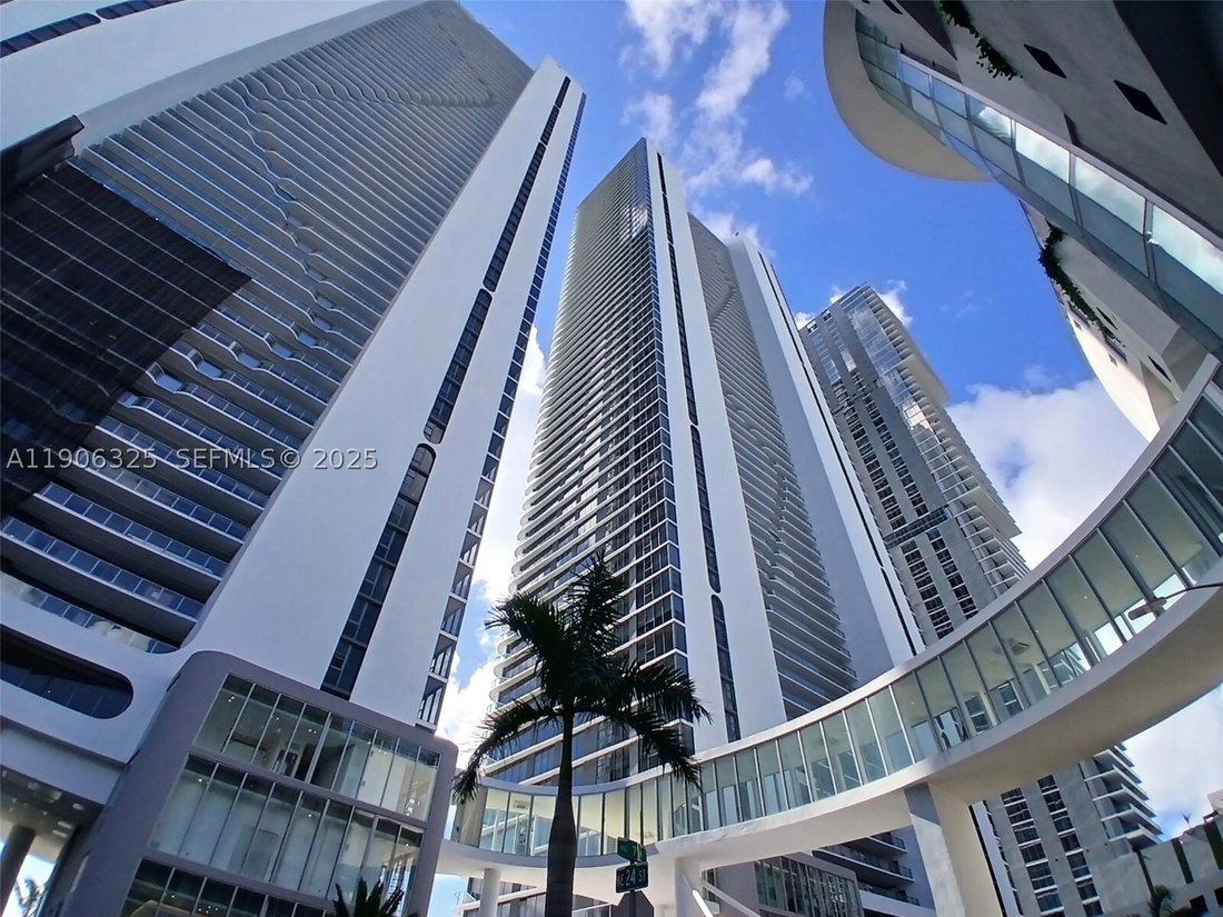 Condo in Miami, Florida, United States 1 - 16640198