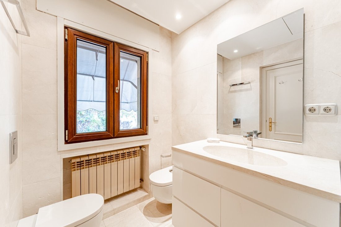 Chalet in Moncloa-Aravaca, Madrid, Spain 5 - 18362774