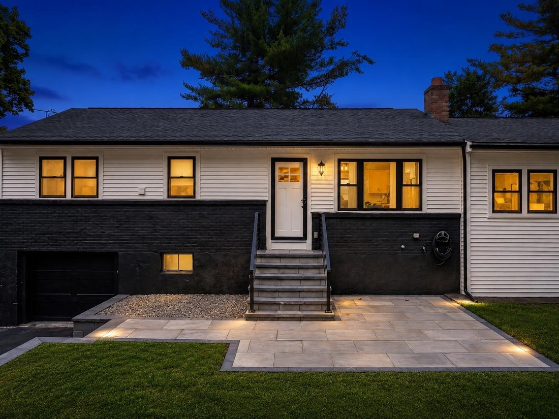 House in Salem, New Hampshire, United States 1 - 18366391