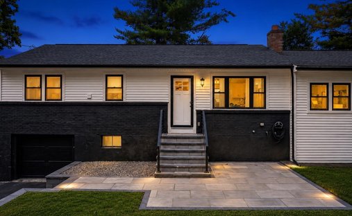House in Salem, New Hampshire, United States 1