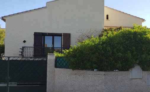 House in Centre Ville, Frontignan, France 1