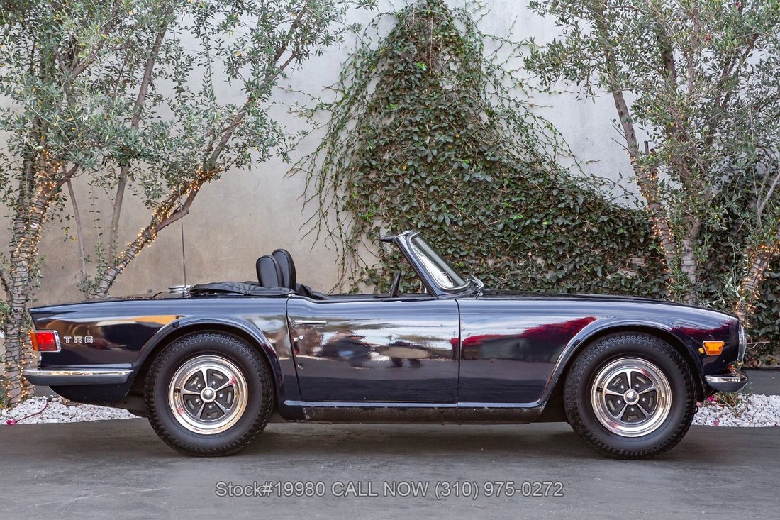 Triumph TR6 in Los Angeles, CA 4 - 18364250