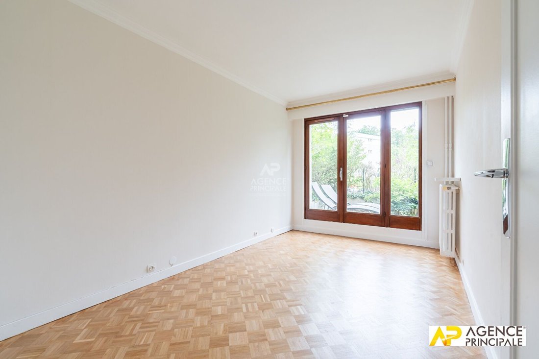 Apartment in Napoleon, Maisons-Laffitte, France 5 - 18363493