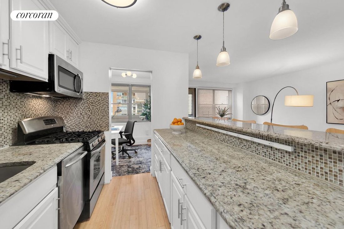 Co Op in New York, New York, United States 3 - 18364368