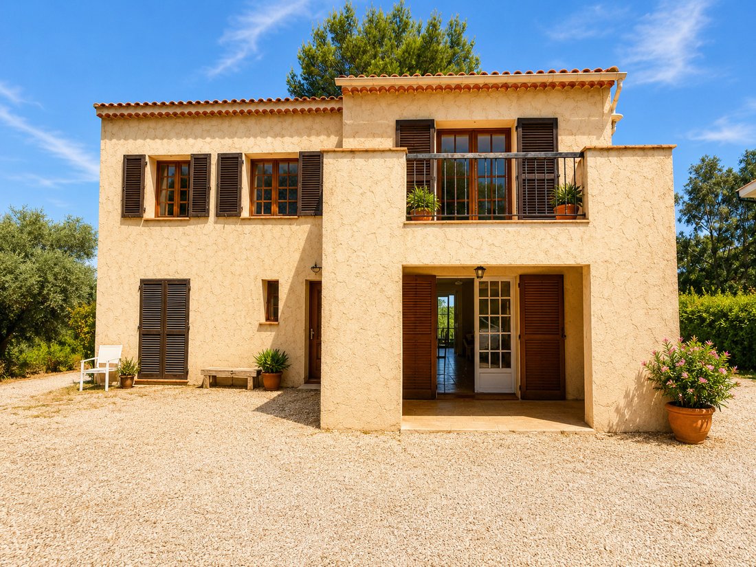 Villa in Saint-Paul-de-Vence, Provence-Alpes-Côte d'Azur, France 2 - 18064134