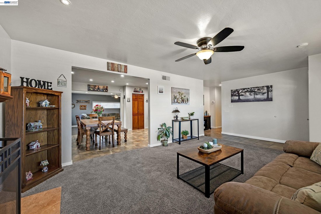 House in Hayward, California, United States 4 - 18364177