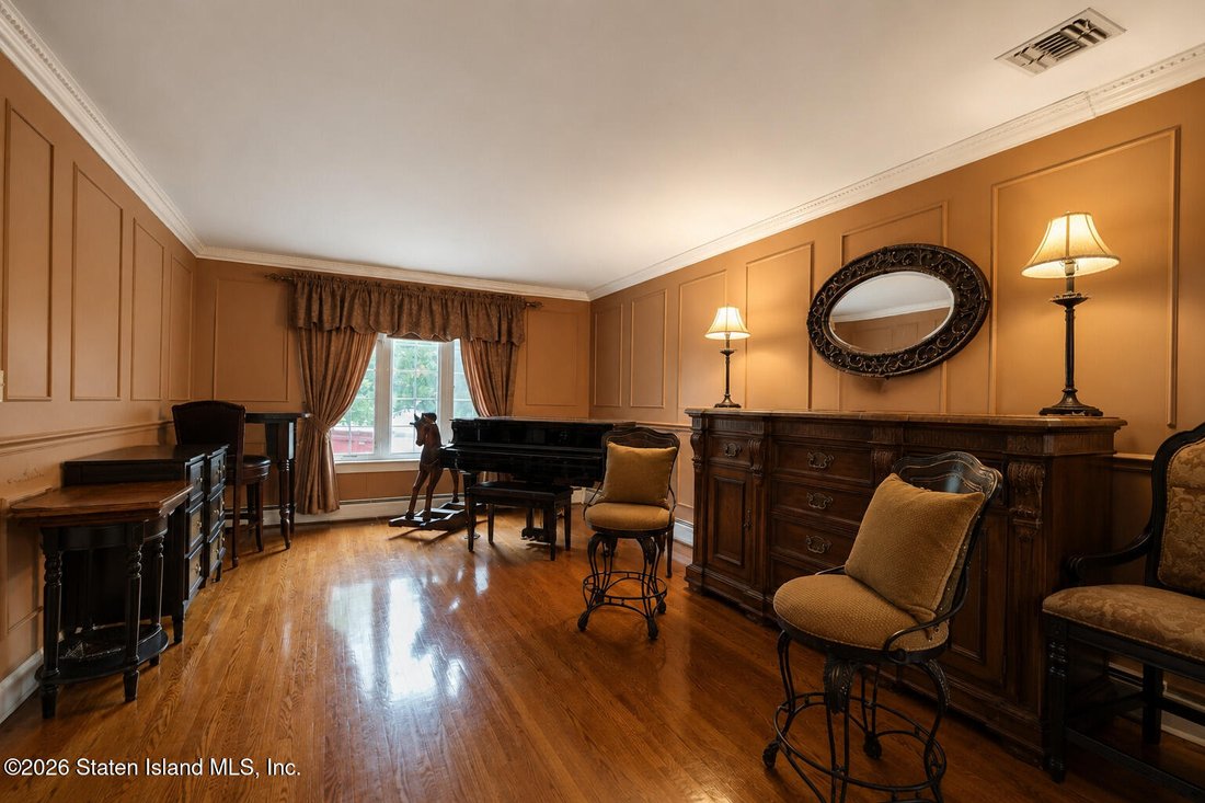 House in New York, New York, United States 5 - 18365213