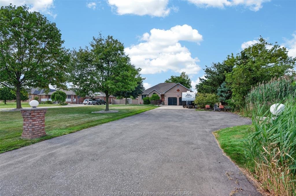 House in Windsor, Ontario, Canada 4 - 18362489