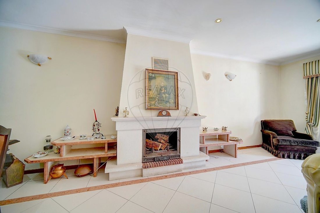 Apartment in Massama e Monte Abraao, Lisbon, Portugal 3 - 18363792