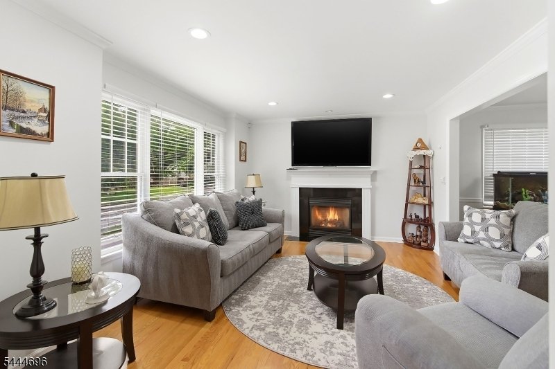 House in Garwood, New Jersey, United States 3 - 18362507