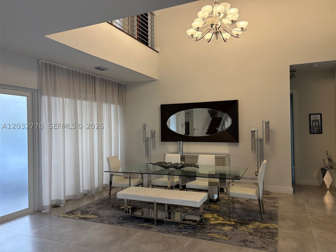 House in Doral, Florida, United States 3 - 18366136