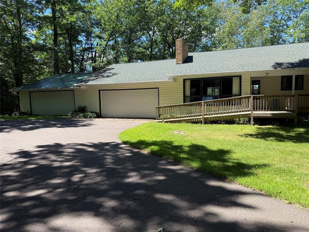 House in Stone Lake, Wisconsin, United States 3 - 17864615