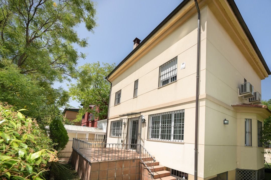 Chalet in Chamartín, Madrid, Spain 3 - 18363021
