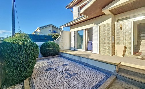 Villa a Gulpilhares e Valadares, Oporto, Portogallo 1