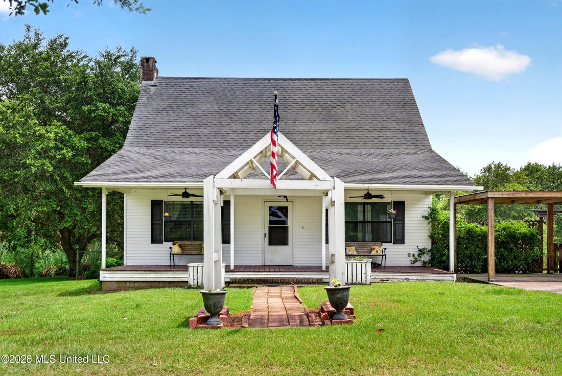 House in Poplarville, Mississippi, United States 3 - 18361796