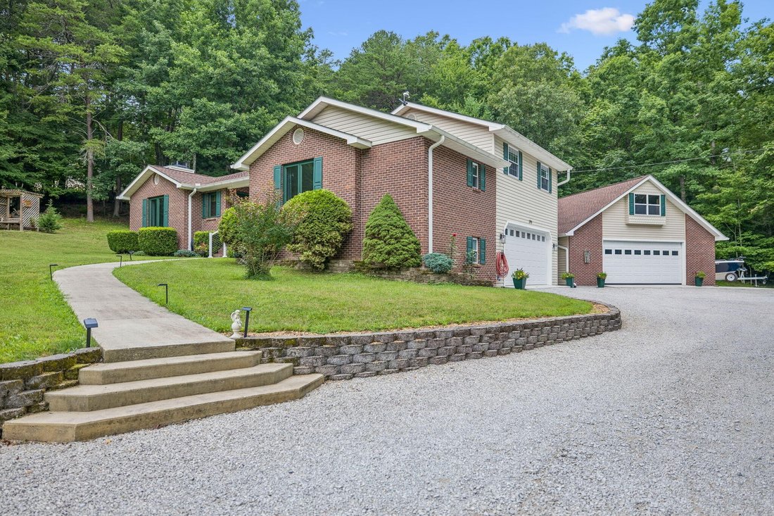 House in Crossville, Tennessee, United States 3 - 18354120