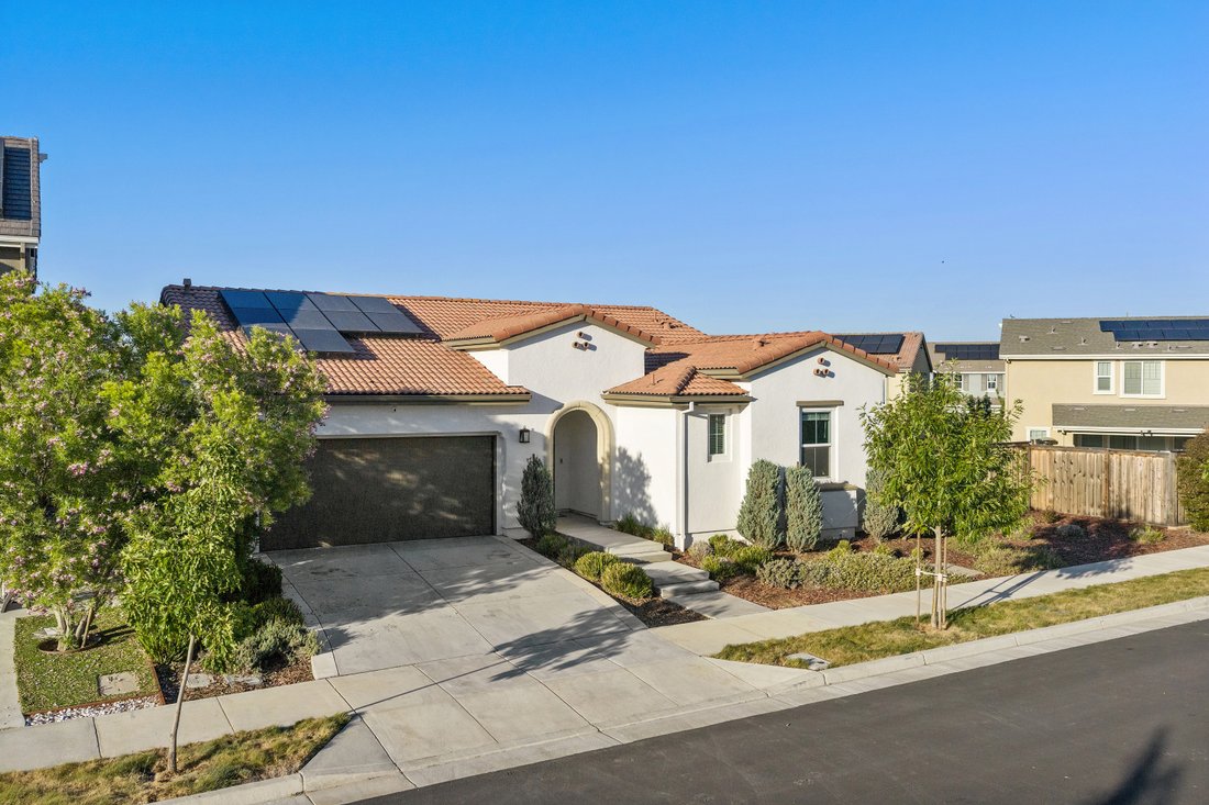 Casa a Tracy, California, Stati Uniti 2 - 18363832