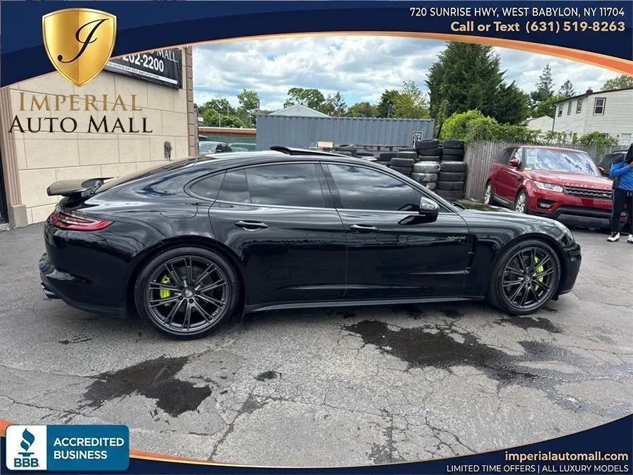 Sedan in West Babylon, NY, United States 4 - 17940034