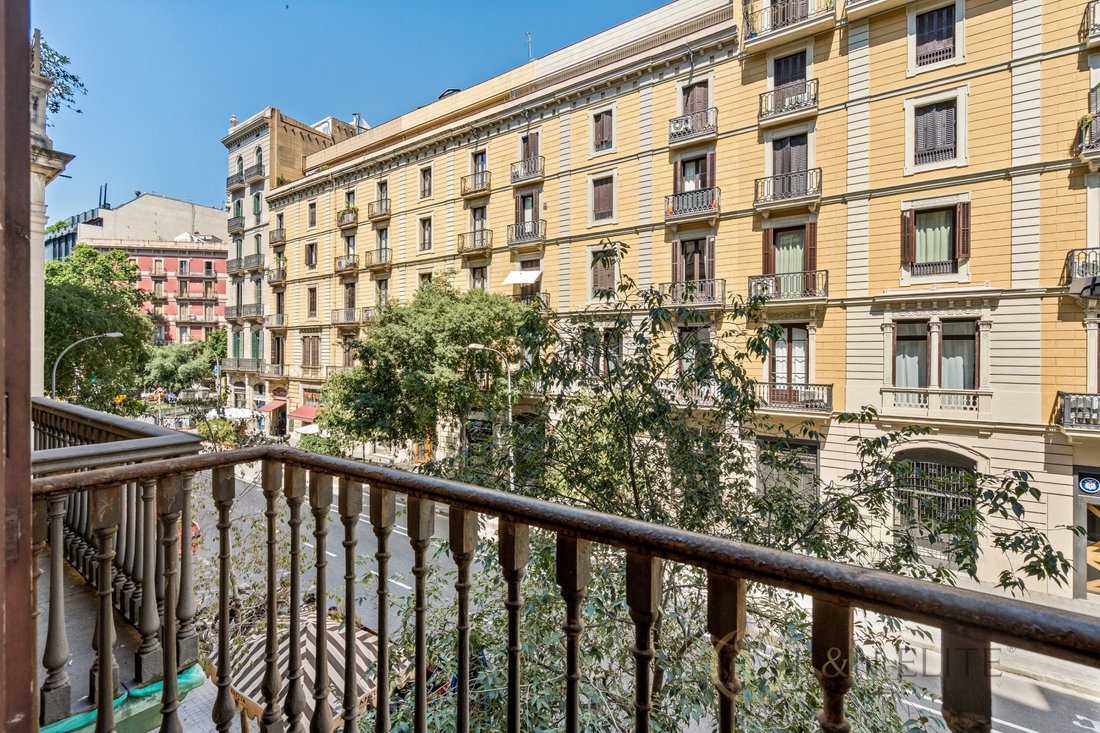 Appartamento a Eixample, Barcellona, Spagna 3 - 18367390