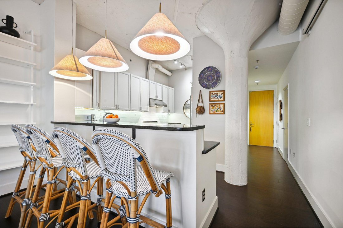 Condo in Washington, District of Columbia, United States 3 - 18279539