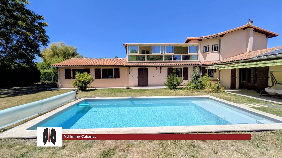 House in Saint-Morillon, Nouvelle-Aquitaine, France 3 - 18363816